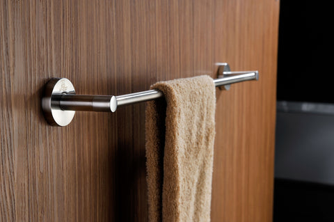 Caster Series 21.69 in. Towel Bar in Brushed Nickel